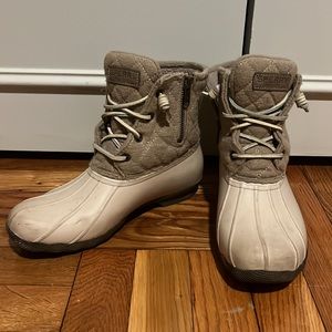 Sperry Saltwater Quilted Duck Boot Womens Size 7